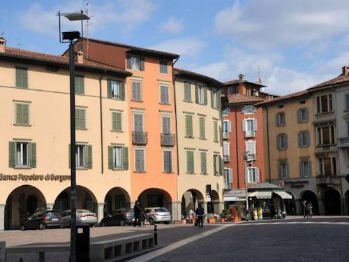 La Terrazza Del Centro Lägenhet Bergamo Exteriör bild